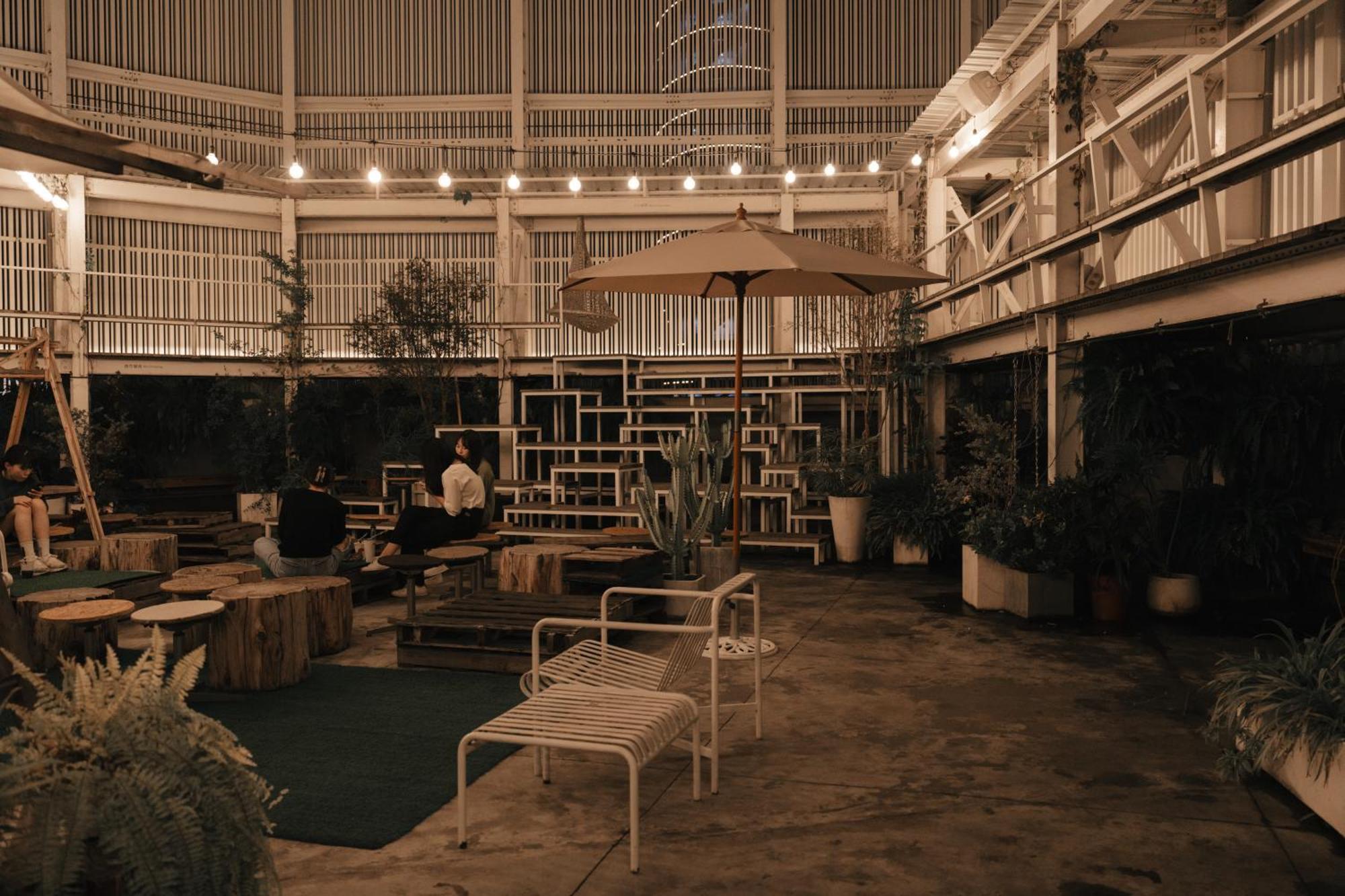 Norden Ruder Hostel Тайджун Екстериор снимка